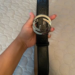 Authentic Gucci guccissima belt size 80/32.